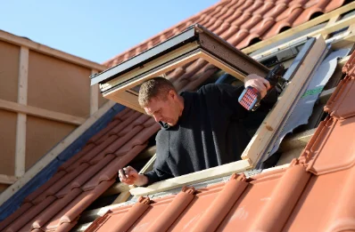 Pose de fenêtres de toit Velux à Camélas